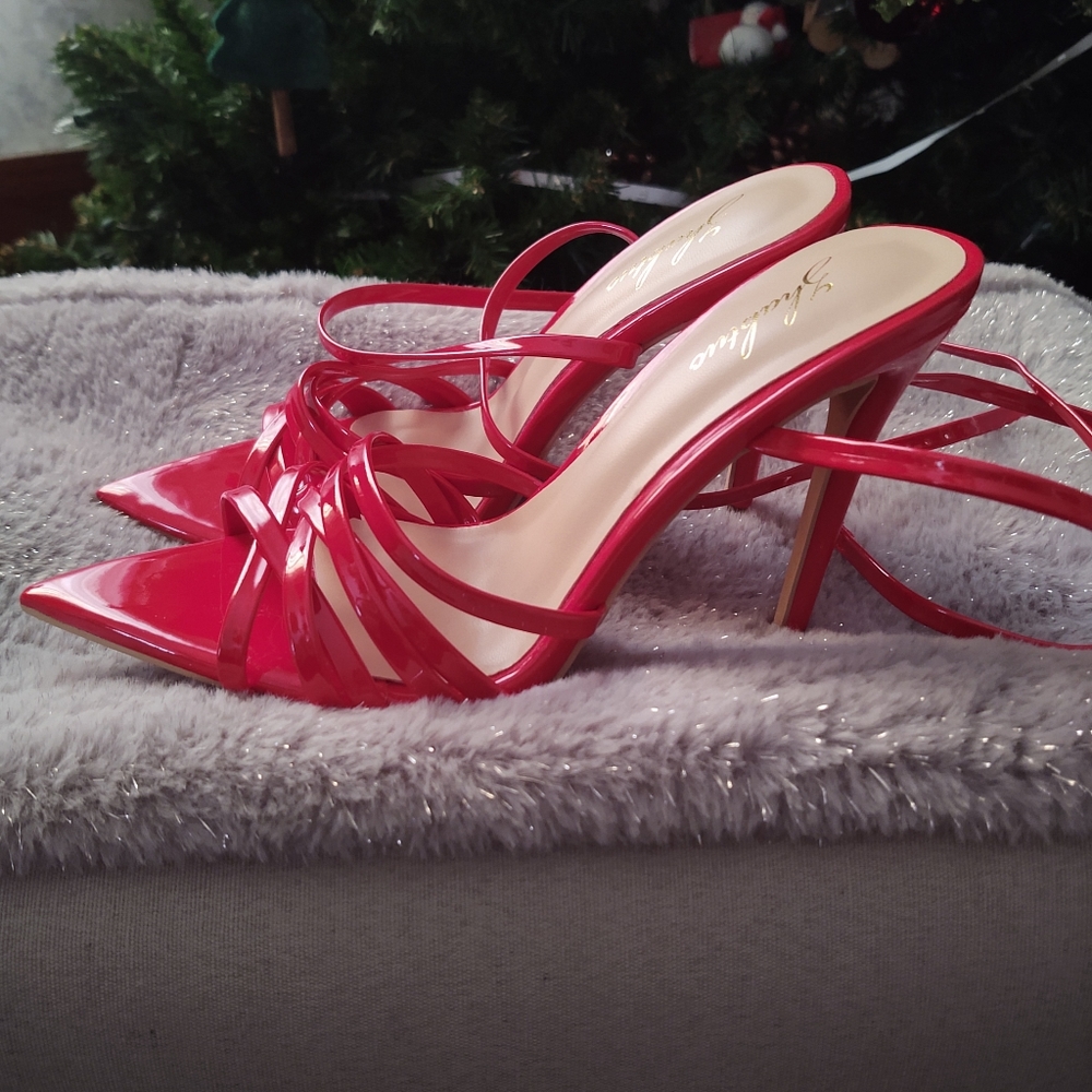 Zhabtuc red heels size 7